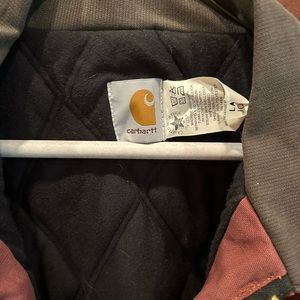 Carhartt quilted jacket